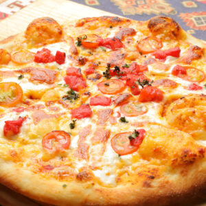 ガーリックトマトピザ