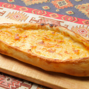 ボート型じゃがいいものピザ